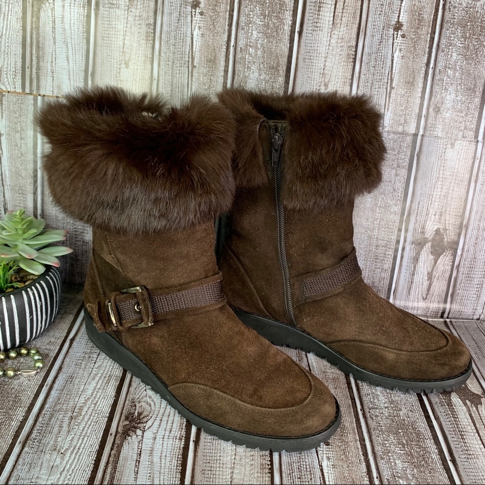 STUART WEITZMAN Luxury Warm Winter Fur Cuffed Chocolate Suede Flat Boots, 7 - Picture 6 of 16